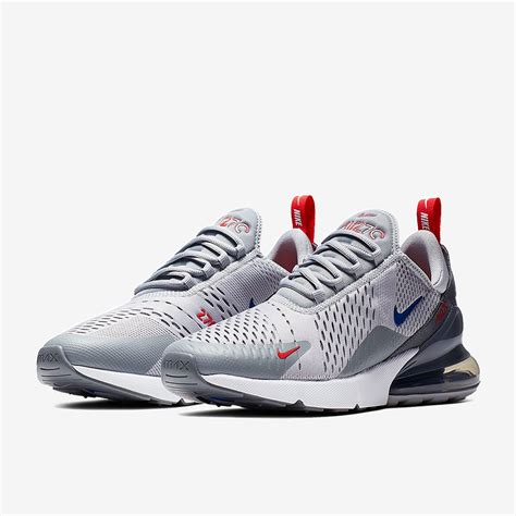 Grey Air Max 270. Nike.com